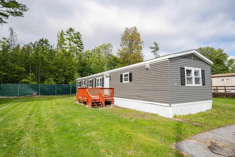 32 N Emperor Drive Concord NH 03303