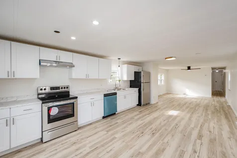 32 N Emperor Drive Concord NH 03303