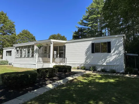 1 Woodgate Circle Tilton NH 03276