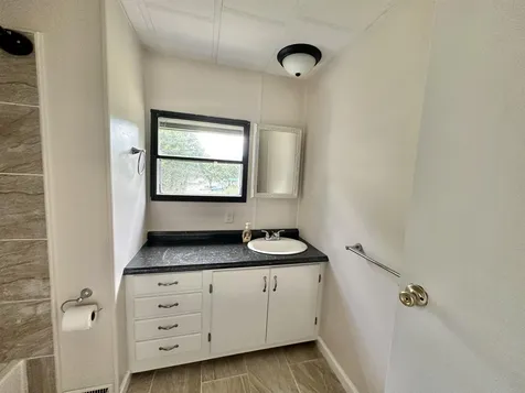 1 Woodgate Circle Tilton NH 03276