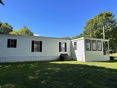 1 Woodgate Circle Tilton NH 03276