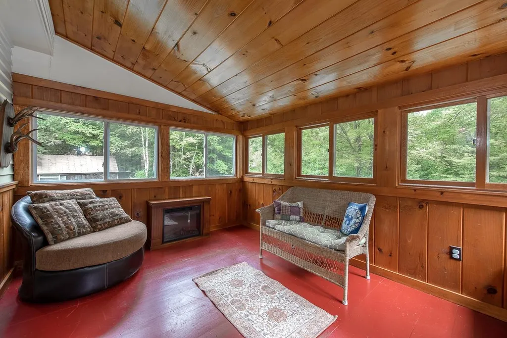 280 Maple Grove Lane Bristol NH 03222