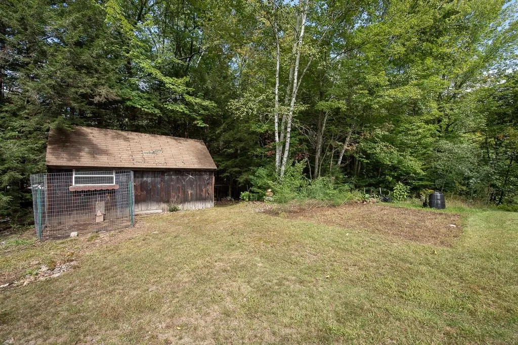 280 Maple Grove Lane Bristol NH 03222