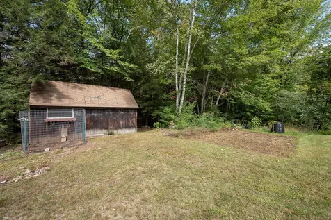 280 Maple Grove Lane Bristol NH 03222