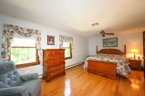 29 Harvest Drive Hooksett NH 03106