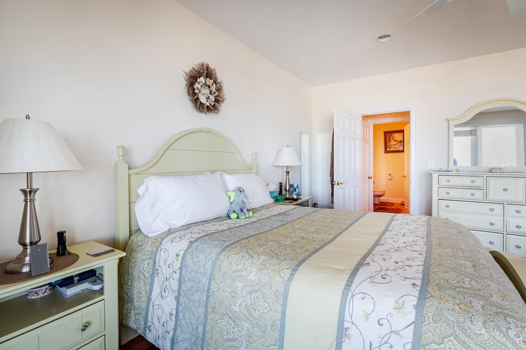 5-a Ocean Boulevard Hampton NH 03842