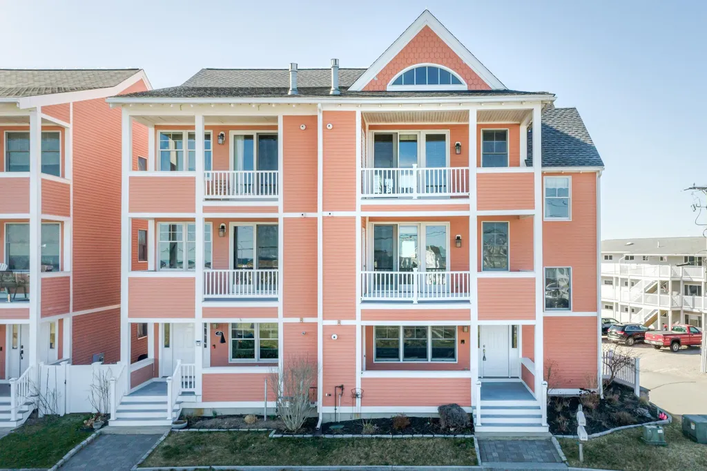 5-a Ocean Boulevard Hampton NH 03842