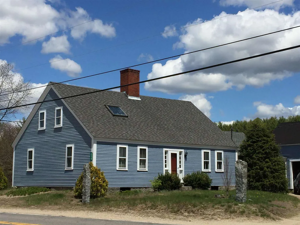 239 Middle Road Tuftonboro NH 03816