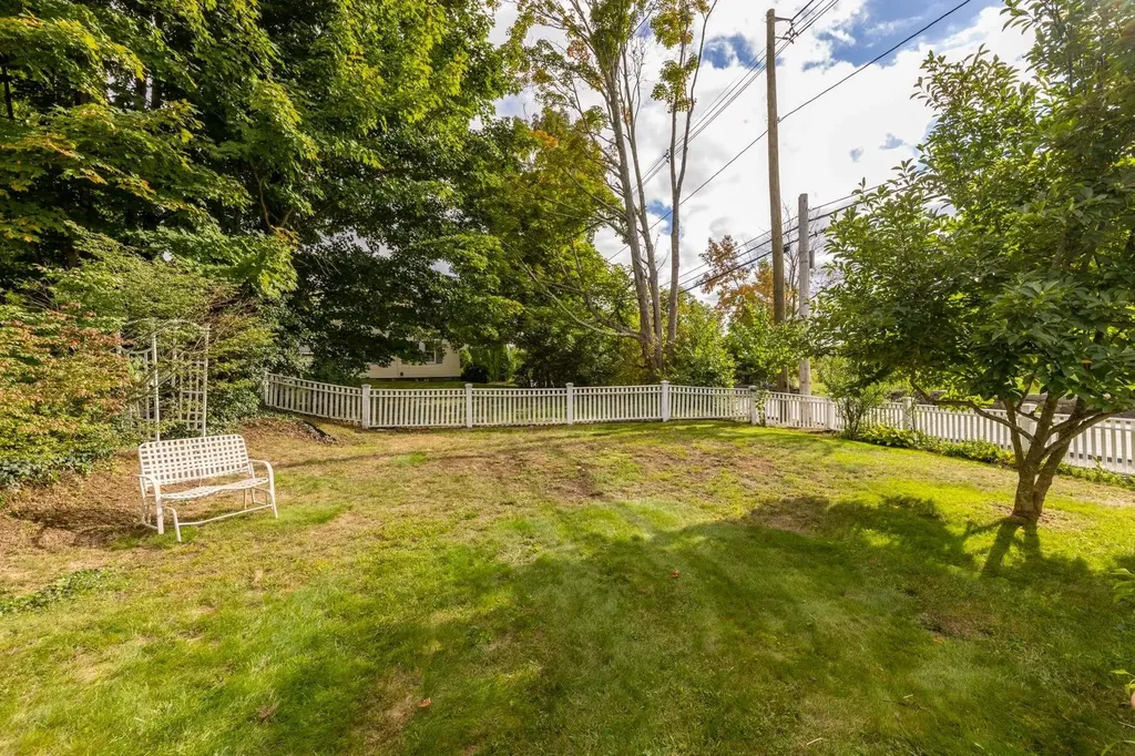 215 Post Road Greenland NH 03840
