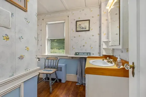 215 Post Road Greenland NH 03840