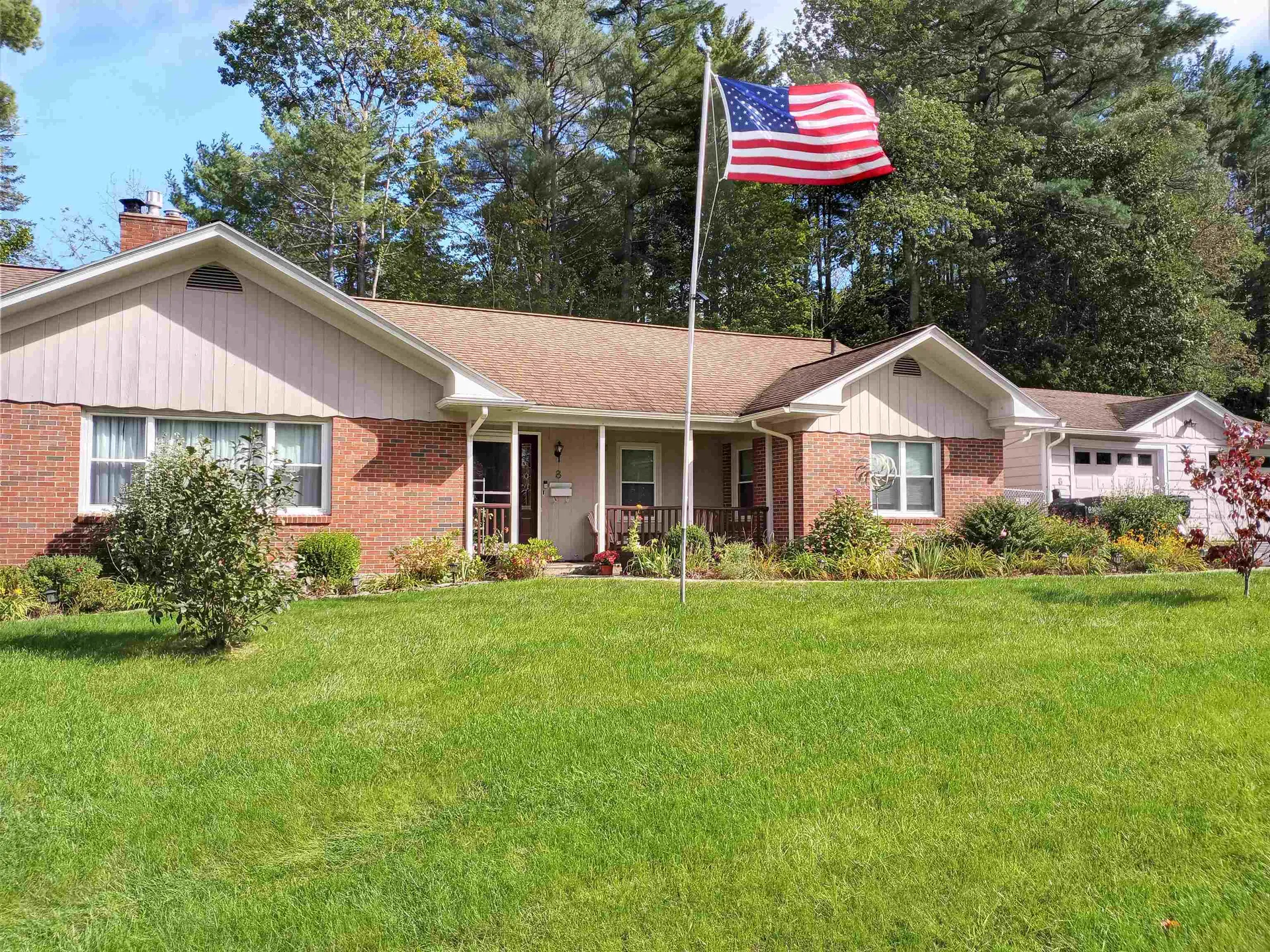 8 Hillstead Road Claremont NH 03743