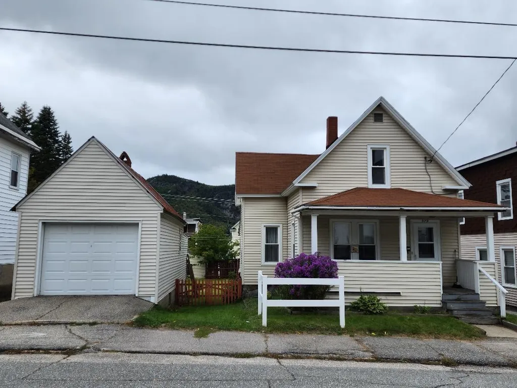 579 Burgess Street Berlin NH 03570