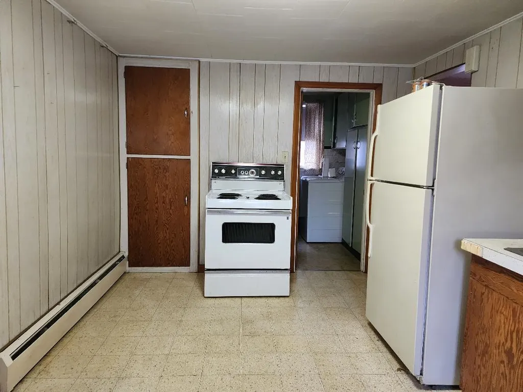 579 Burgess Street Berlin NH 03570