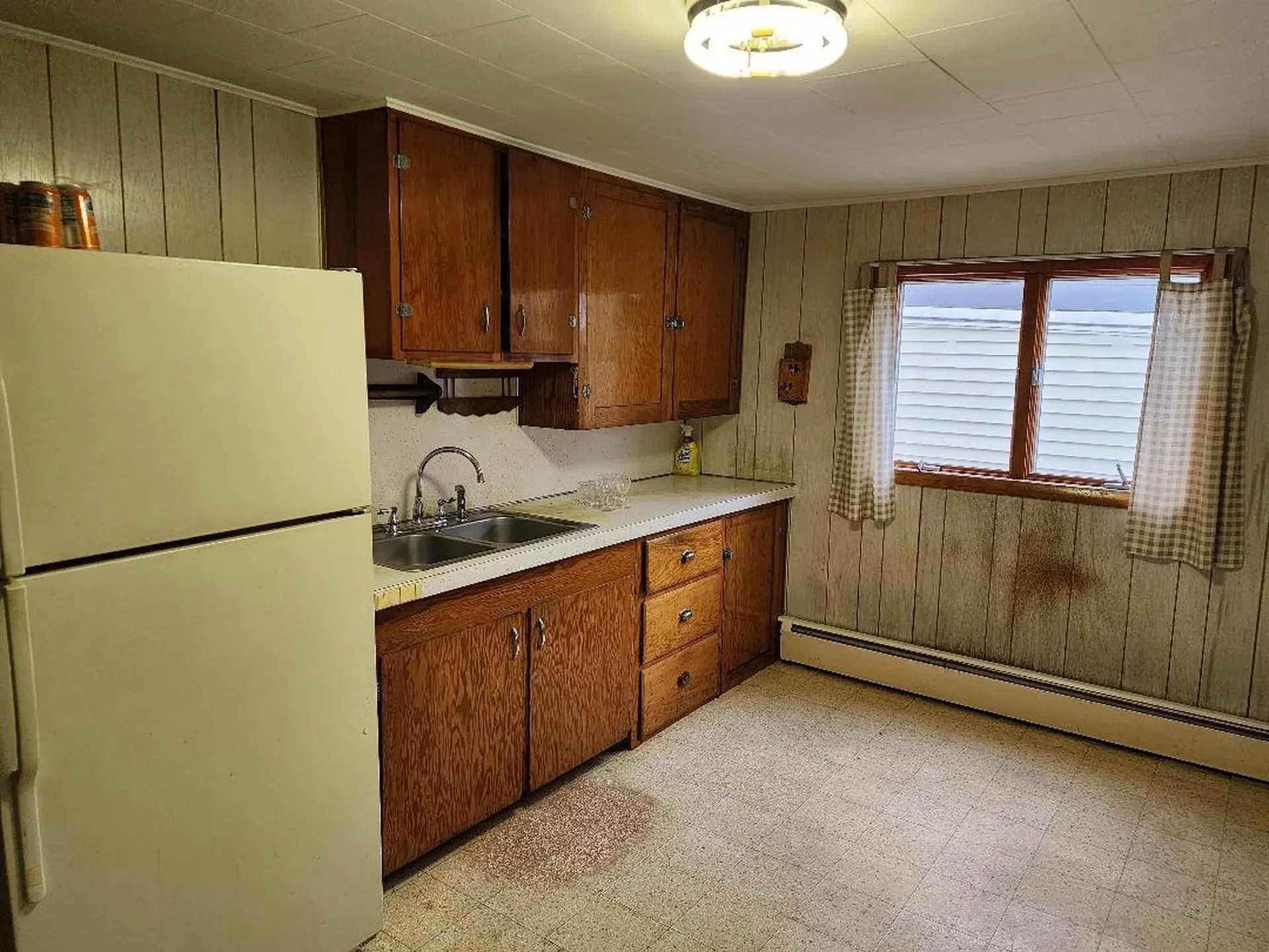 579 Burgess Street Berlin NH 03570