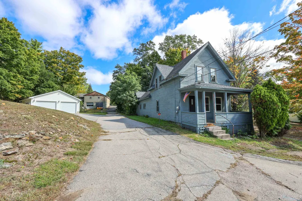 18 Turnpike Street Pembroke NH 03275