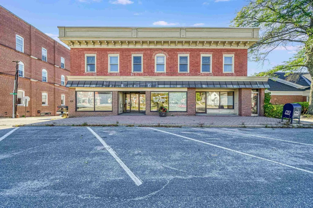 2-4 N Main Street Newport NH 03773
