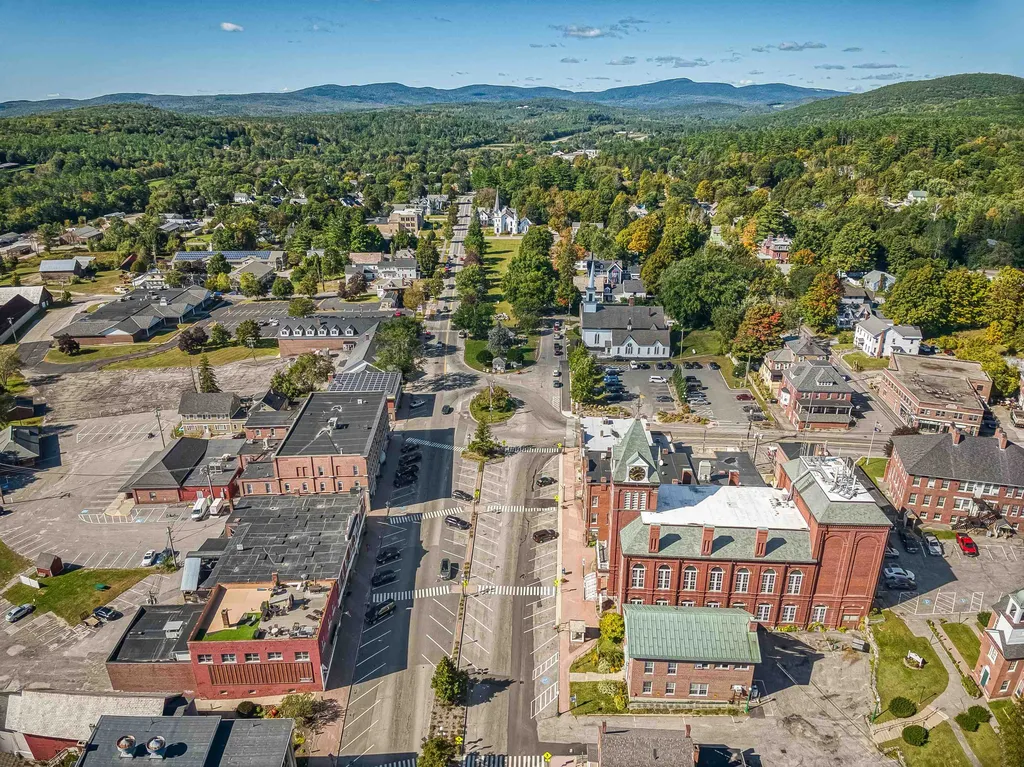 2-4 N Main Street Newport NH 03773