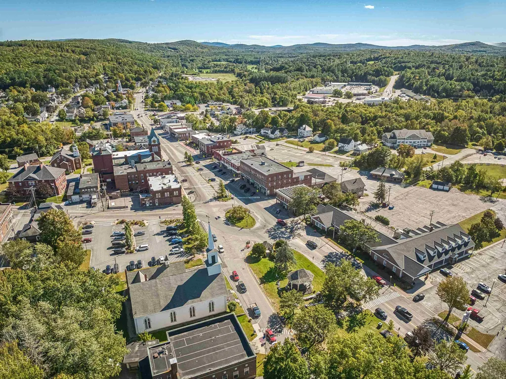 2-4 N Main Street Newport NH 03773
