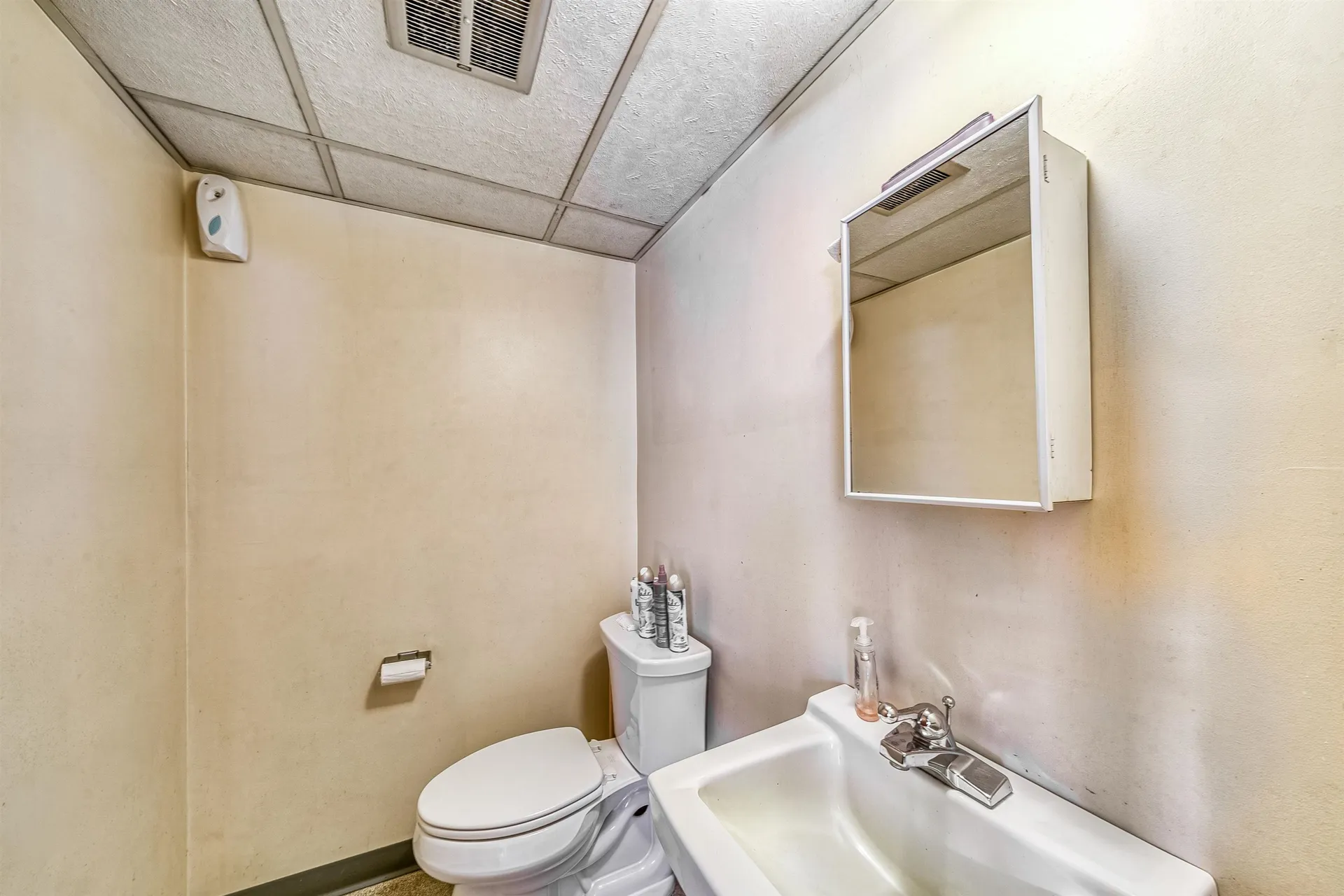 2-4 N Main Street Newport NH 03773