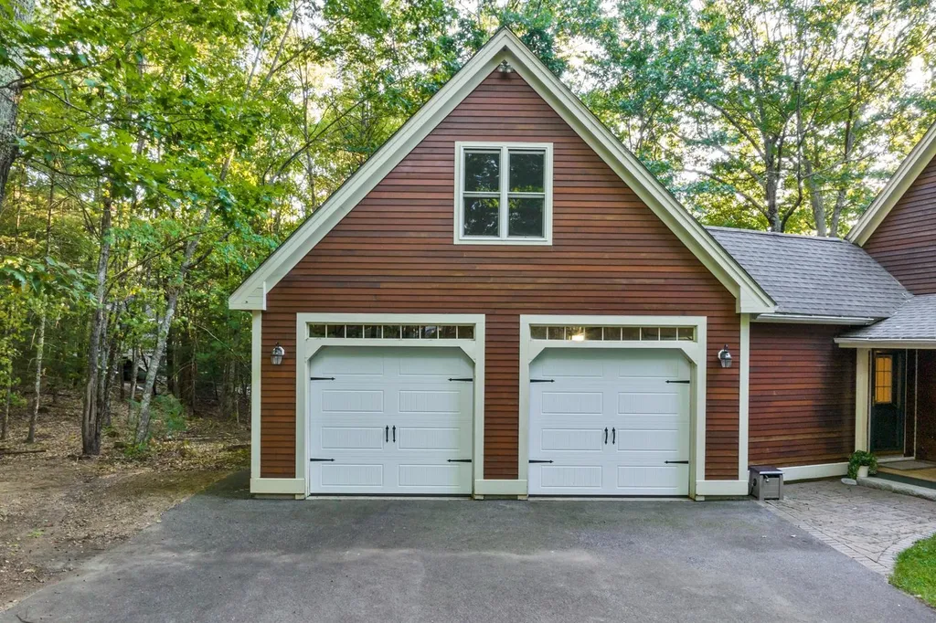 237 Deer Ridge Drive Barrington NH 03825