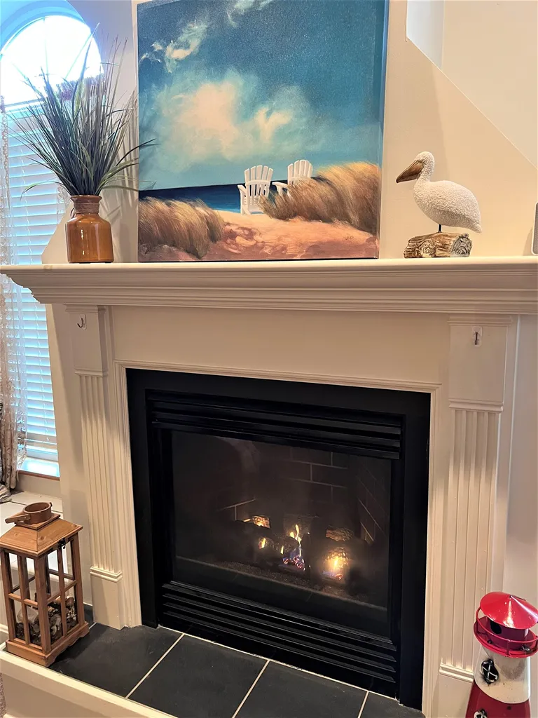 6 Lantern Lane Kingston NH 03848