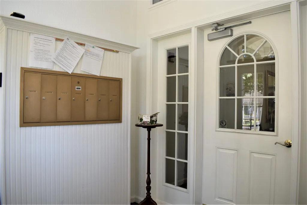 6 Lantern Lane Kingston NH 03848