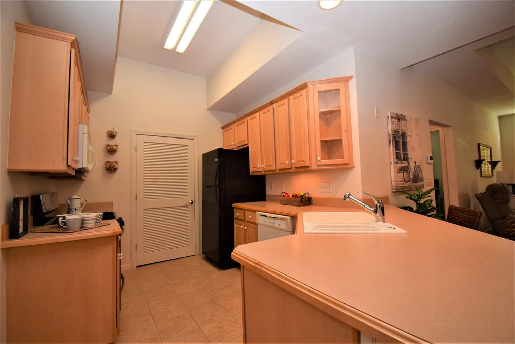 6 Lantern Lane Kingston NH 03848