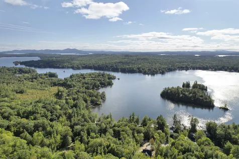 28 Oberdorf Street Moultonborough NH 03254