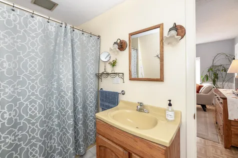 507 Union Avenue Laconia NH 03246