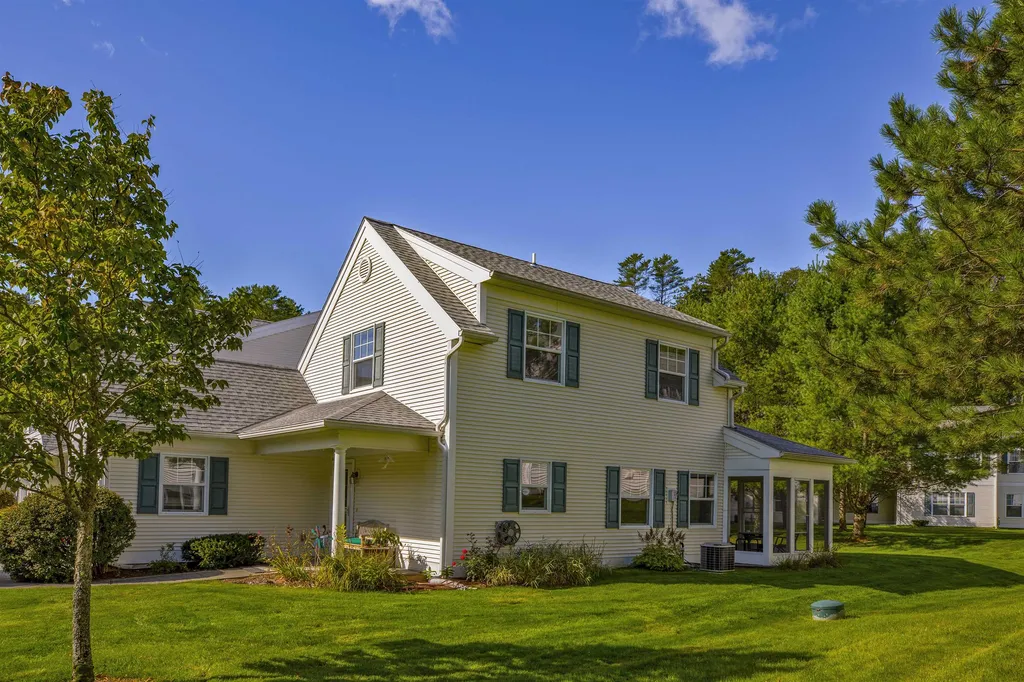 57 Lily Lane Lebanon NH 03784