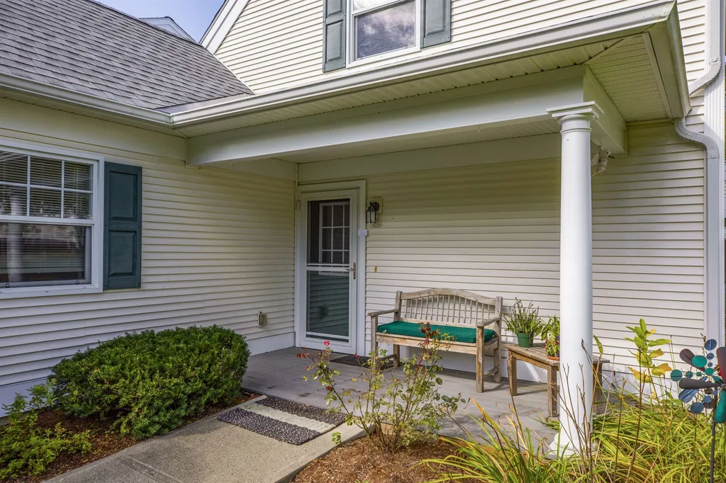 57 Lily Lane Lebanon NH 03784