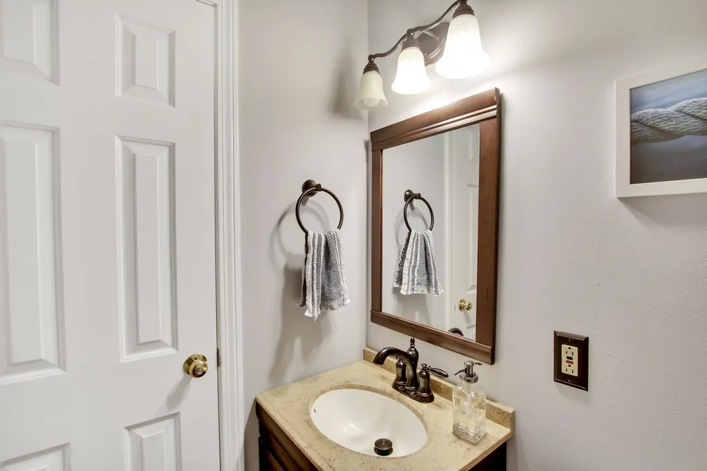 50 Half Moon Terrace Colchester VT 05446