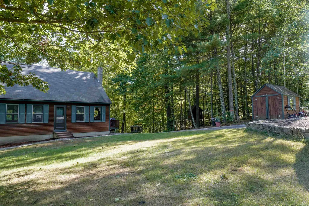 73 Guys Lane Weare NH 03281