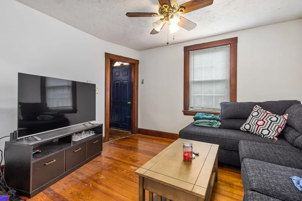 205 207 Raleigh Way Portsmouth NH 03801