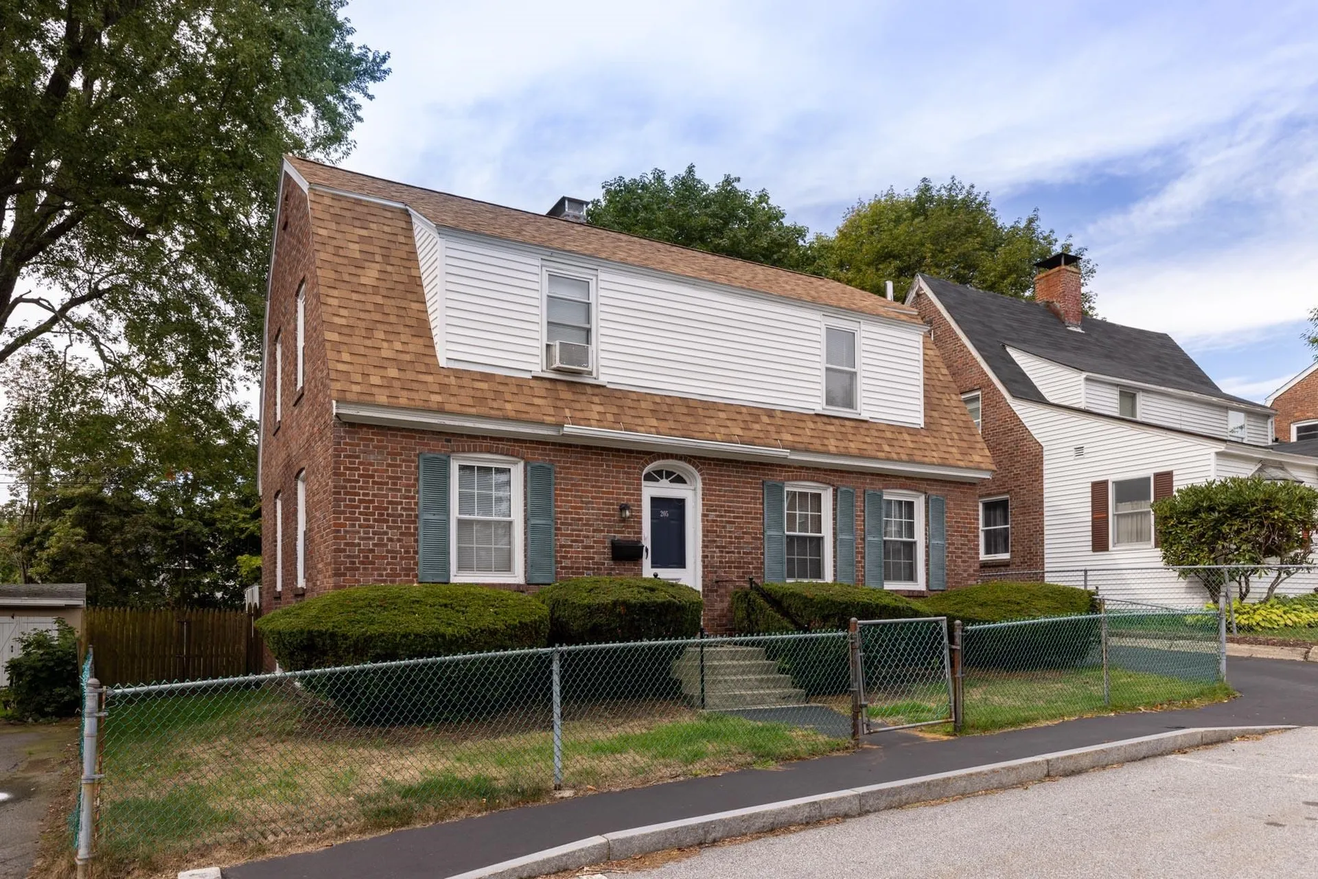 205 207 Raleigh Way Portsmouth NH 03801