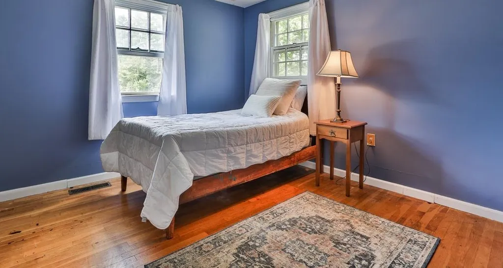 19 Madison Drive Hudson NH 03051