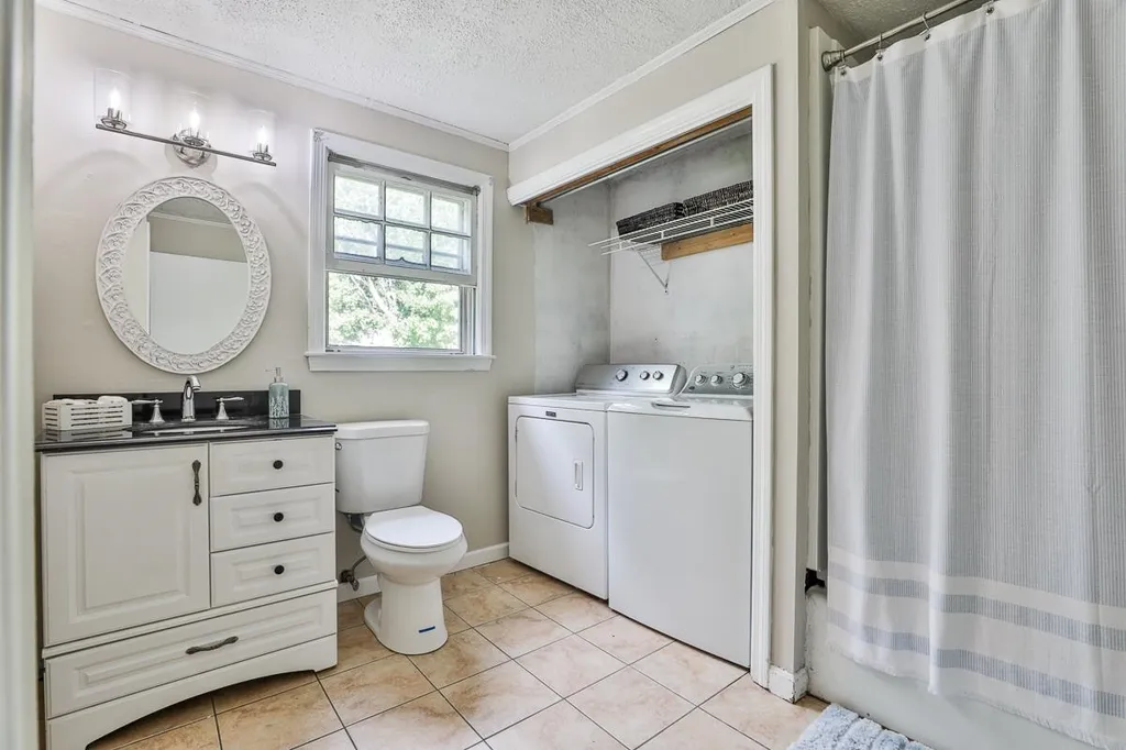 19 Madison Drive Hudson NH 03051
