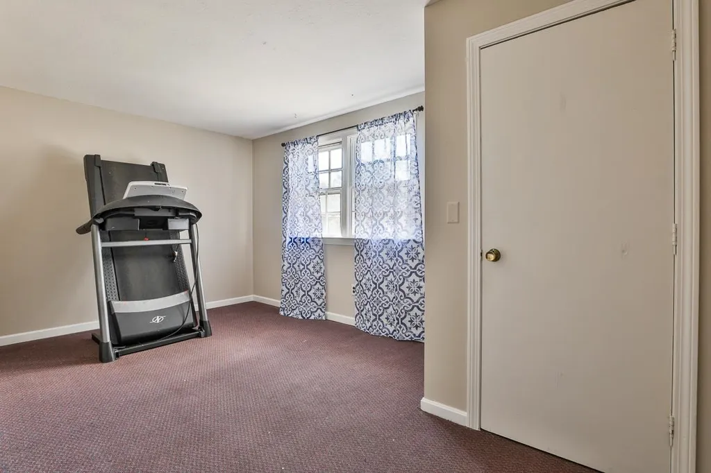 19 Madison Drive Hudson NH 03051