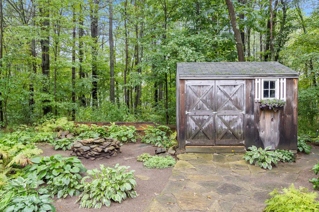 213 Crossfield Drive Colchester VT 05446