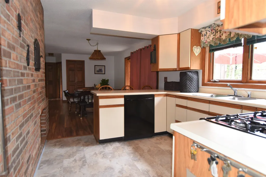 34 Huntington Acres Huntington VT 05462
