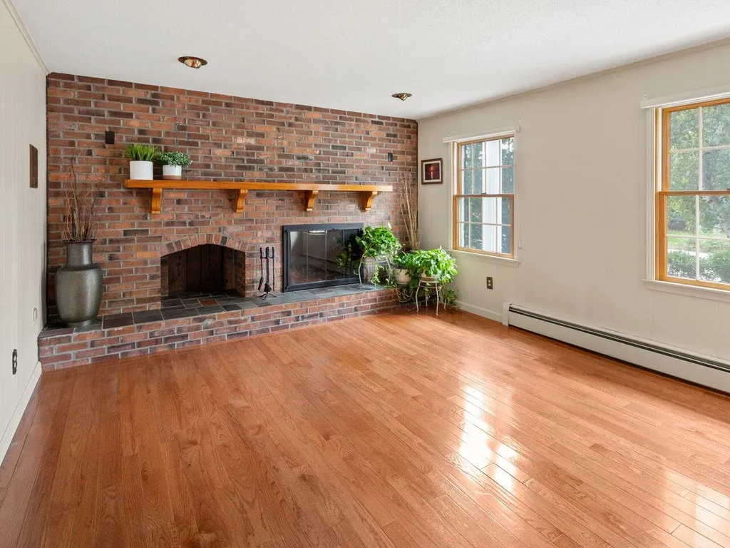 82 Fairmount Street Burlington VT 05401