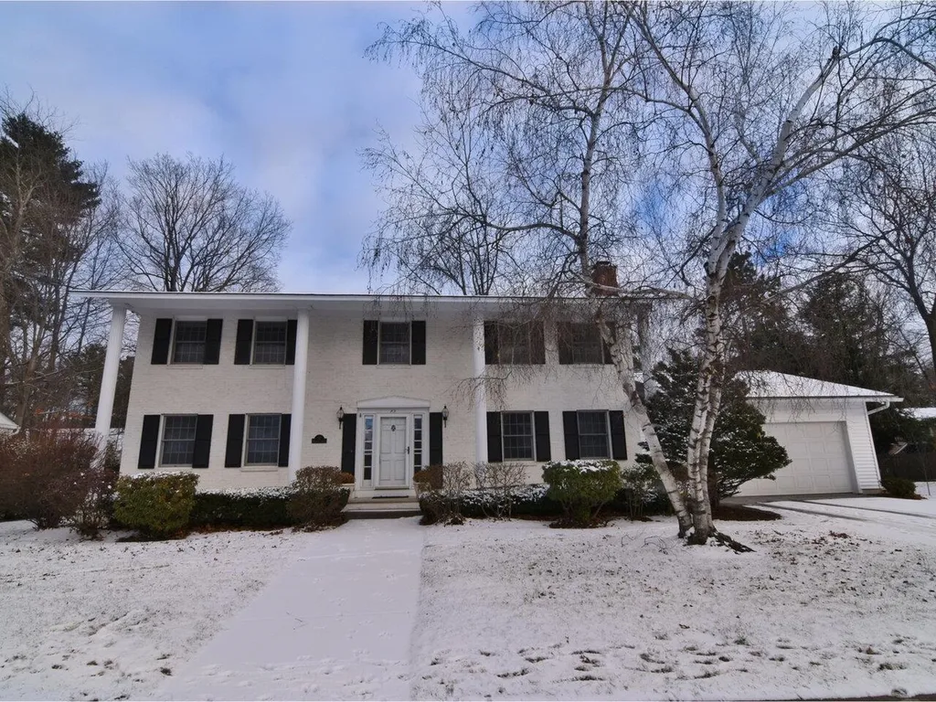 82 Fairmount Street Burlington VT 05401