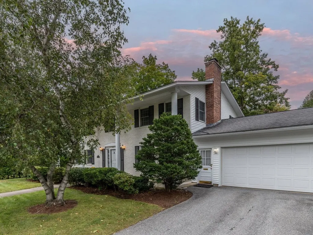 82 Fairmount Street Burlington VT 05401