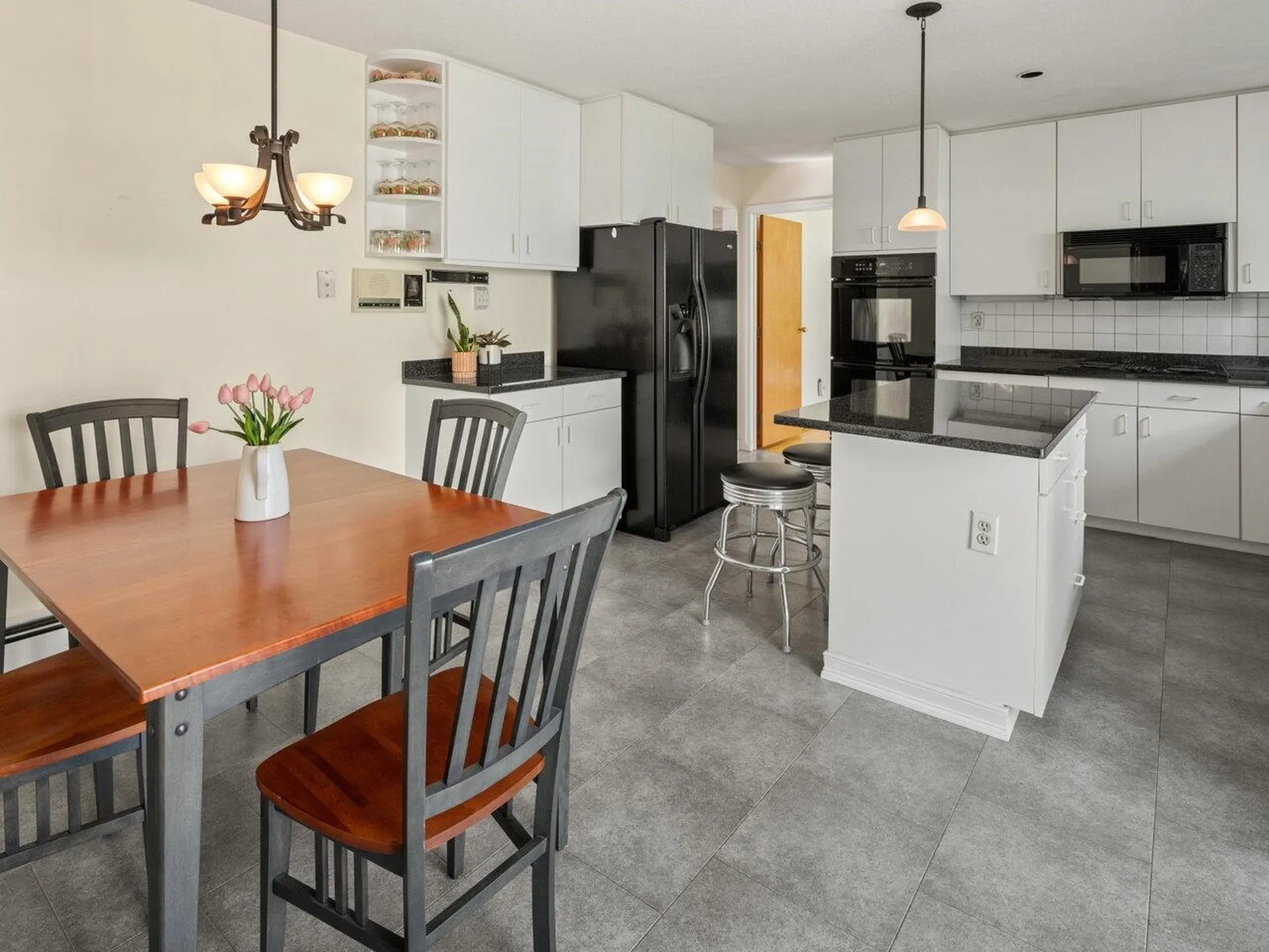 82 Fairmount Street Burlington VT 05401
