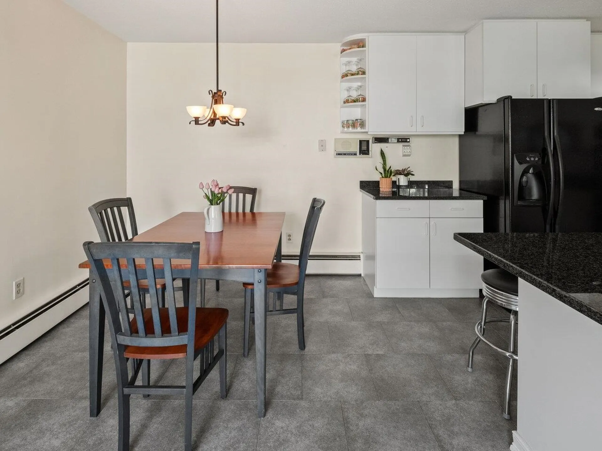 82 Fairmount Street Burlington VT 05401