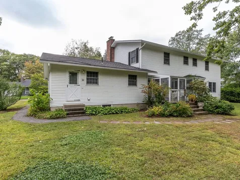 82 Fairmount Street Burlington VT 05401