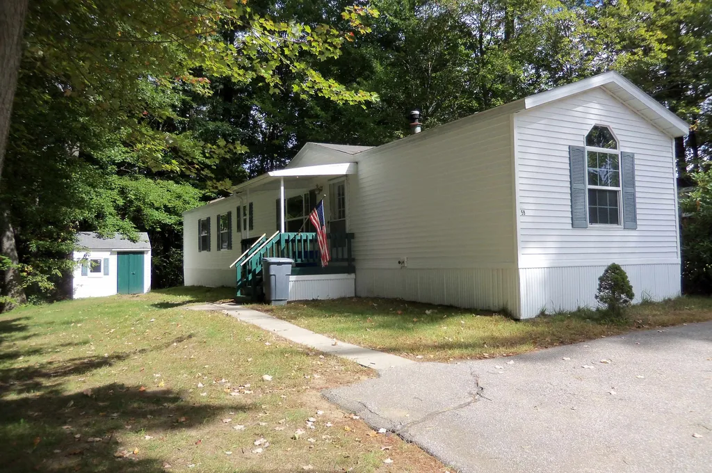 59 Colonial Village Somersworth NH 03878