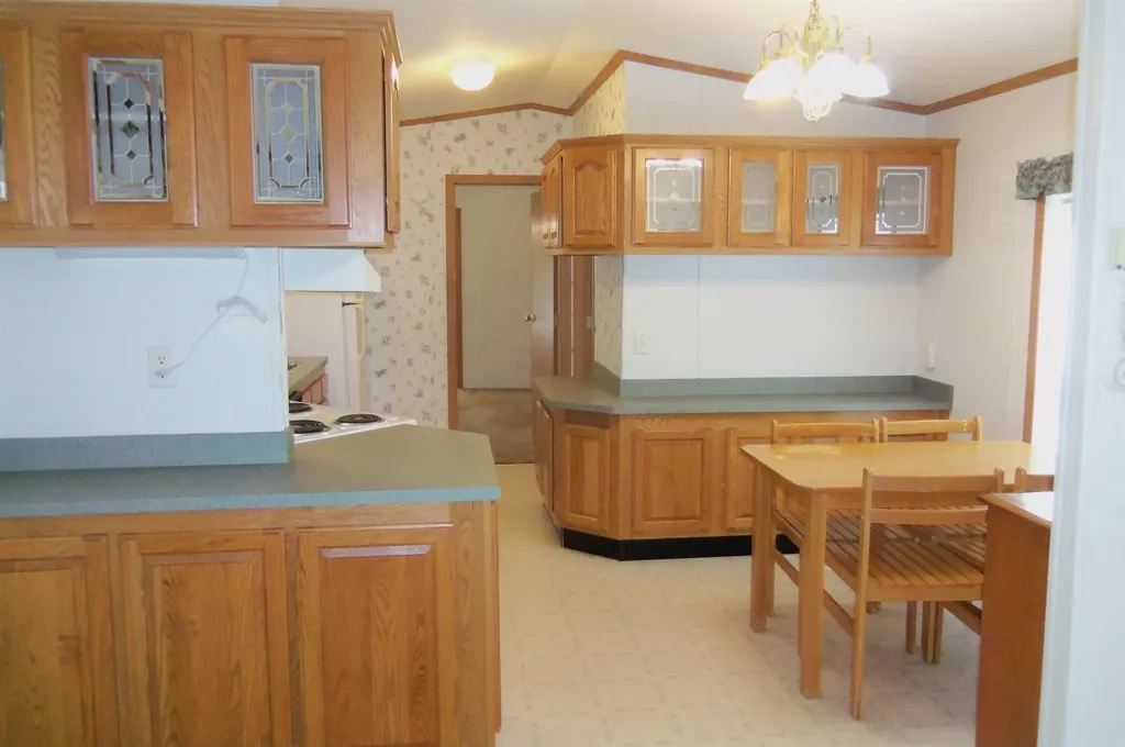 59 Colonial Village Somersworth NH 03878