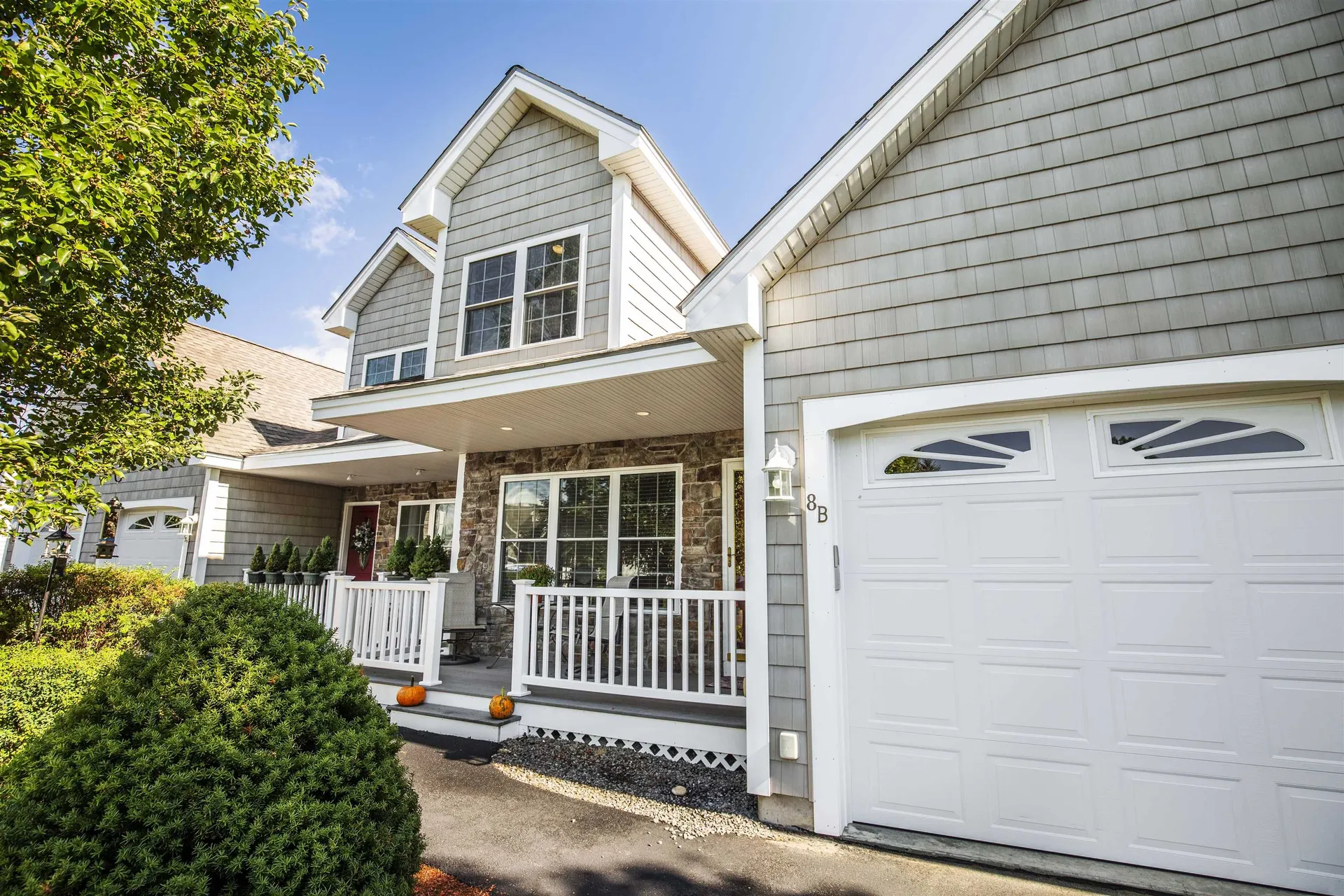 8b Taunton Lane Hudson NH 03051
