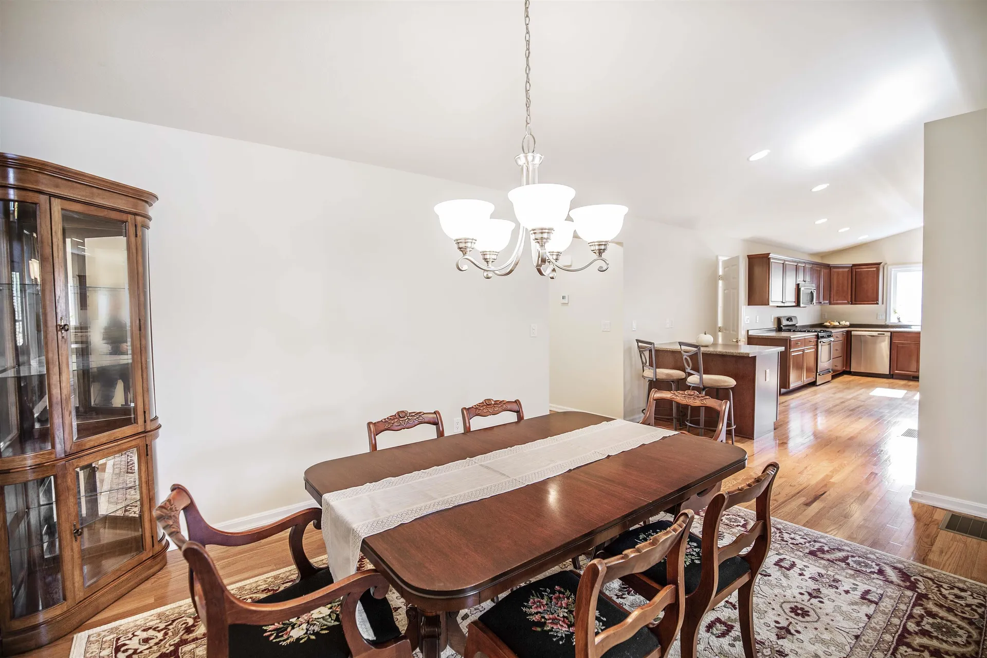 8b Taunton Lane Hudson NH 03051